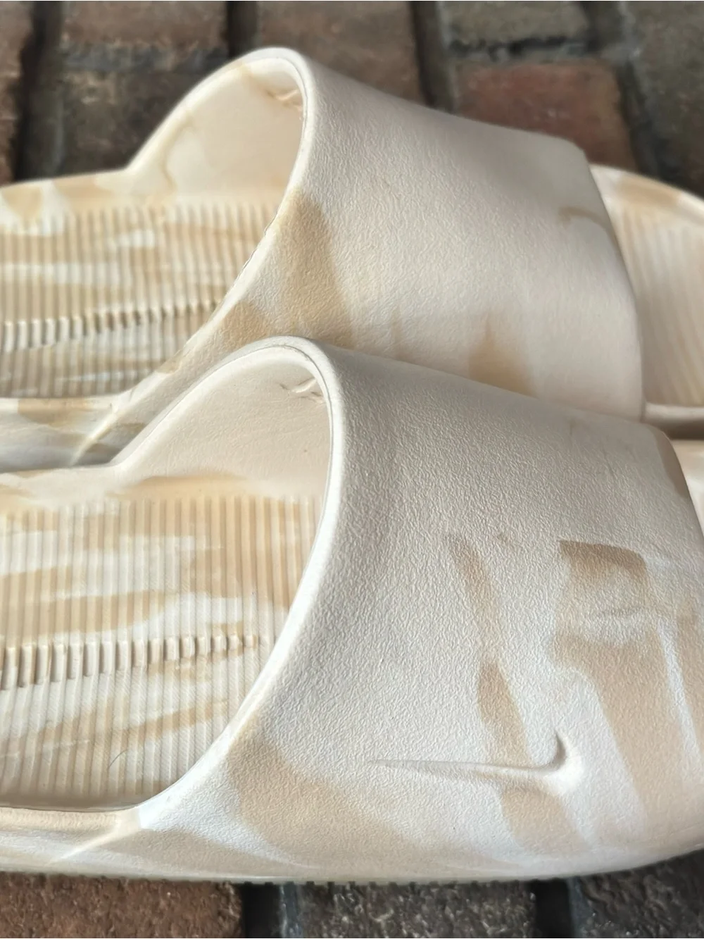 Nike  women Marble Slide Sandals - sz 7 Cream Beige